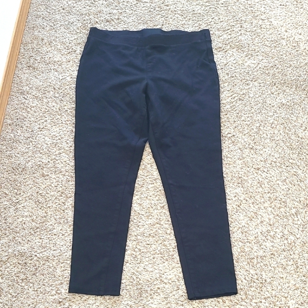 a.n.a. Classic Black Trousers